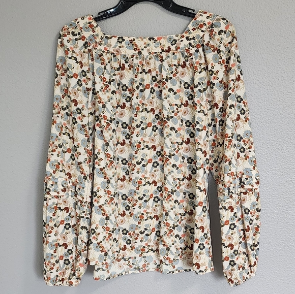 Lauren Conrad Long Sleeves Floral Blouse / Size M - Picture 3 of 13